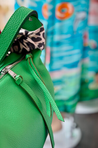 Gelbe Ledertasche der Firma Ripani